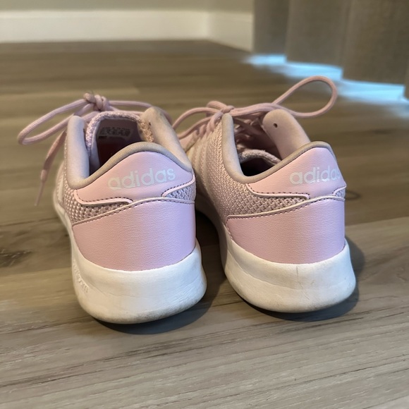Adidas Womens 7.5 Sneakers Shoes Pink Cross Training Cloudfoam - Picture 5 of 5